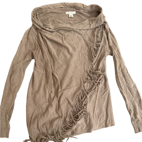 lovestitch Sweaters - Lovestitch poncho size small